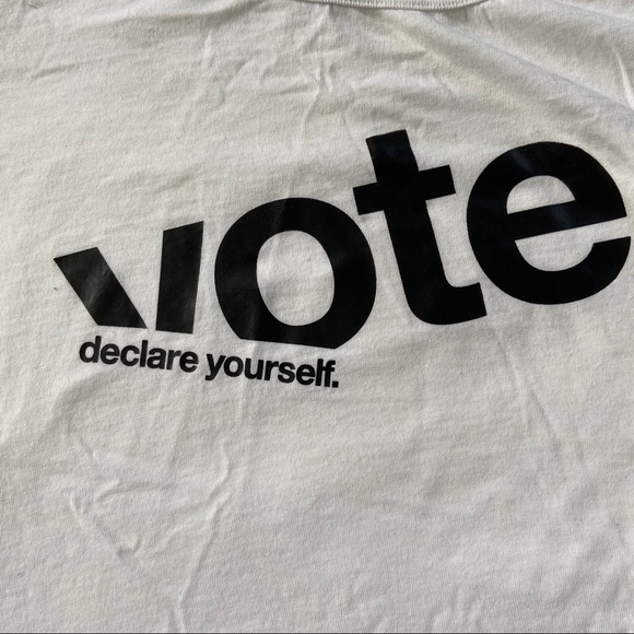 “American Eagle Outfitters” VOTE Tee - Picture 3 of 6